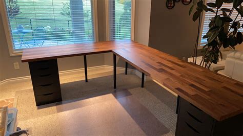 l-shaped desk to join